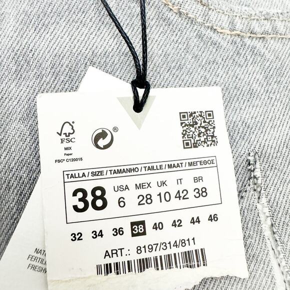 Zara Gray Wash High-Rise Denim Jeans Raw Hem Ripped Cutoff Size 06 NWT - Picture 3 of 6